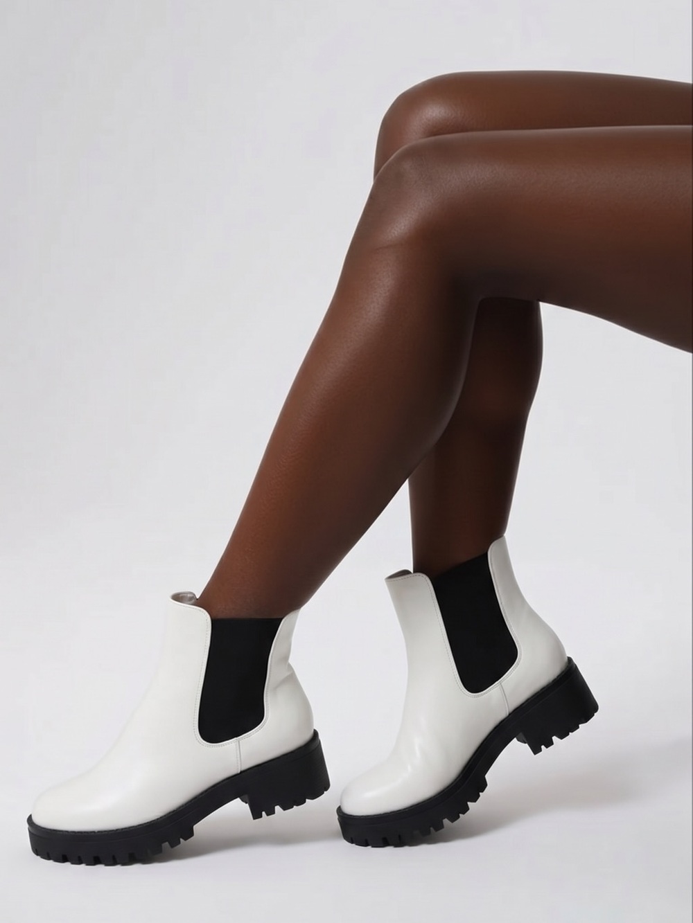 Pre-Loved White Chunky Sole Ankle Boots – Size 9 (BPKORA-PU)